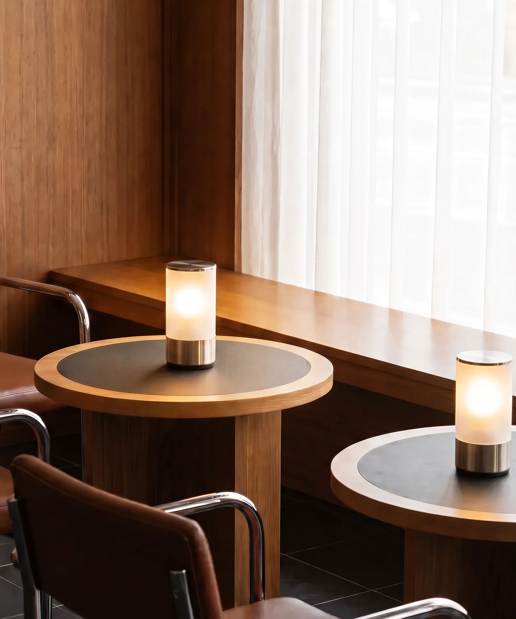 Collins | Opal Cylinder Cordless Table Lamp | NEOZ