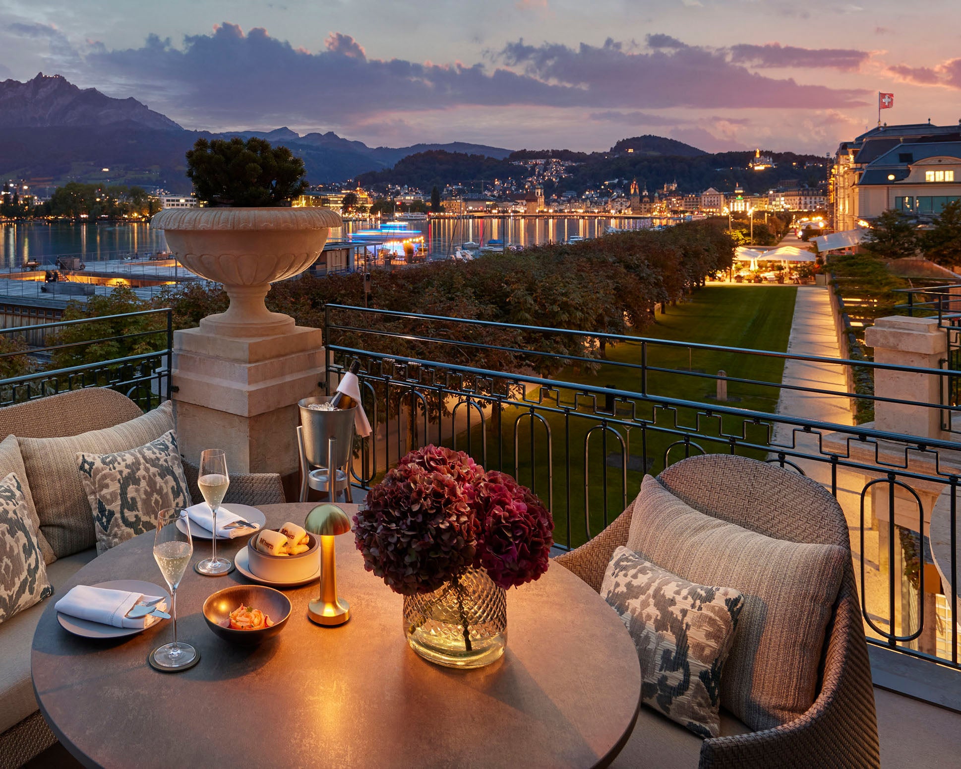 Mandarin Oriental Palace Luzern - NEOZ Lighting