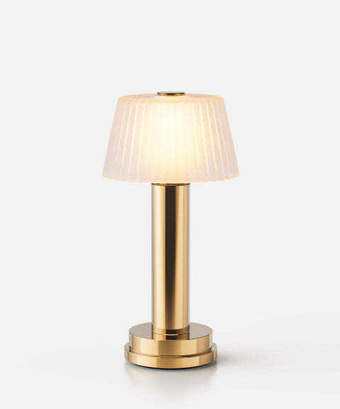 Victoria 18-Karat Gold
