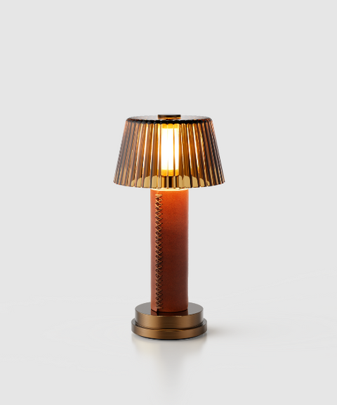 Victoria cordless table lamp